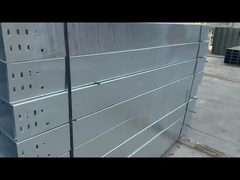 Havalandırma veya delikli delikli iç mekan dış sıcak daldırma galvanizli kablo tepsisi