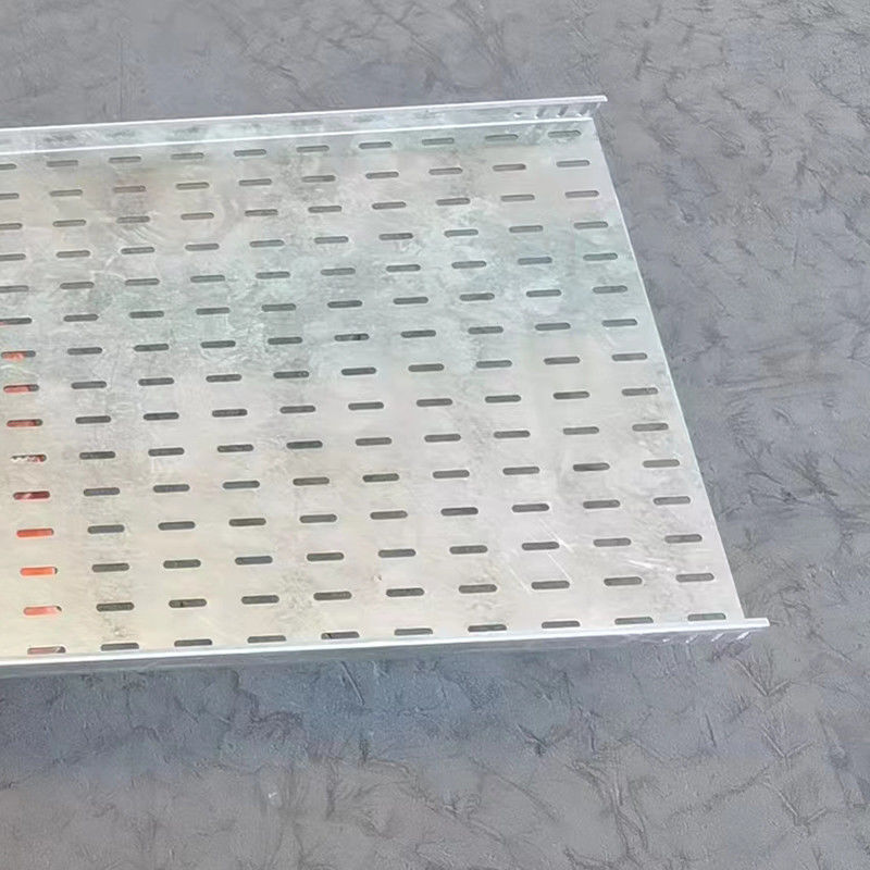 Havalandırma veya delikli delikli iç mekan dış sıcak daldırma galvanizli kablo tepsisi